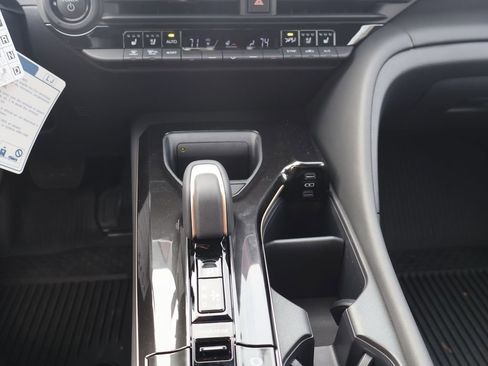 New 2026 Toyota Crown Signia AWD/4WD image 17