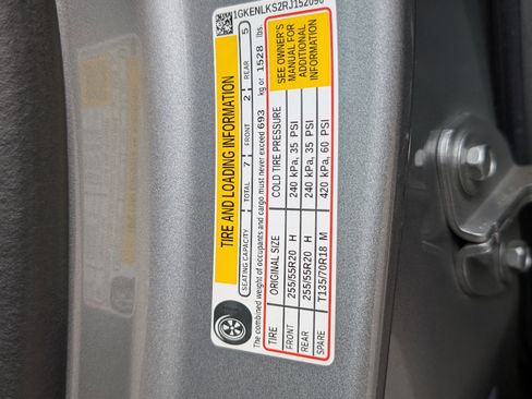 Used 2024 GMC Acadia Denali w/ Super Cruise Package image 44