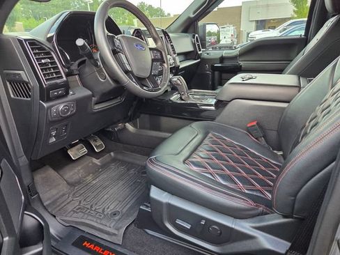Used 2019 Ford F150 Lariat w/ Equipment Group 502A Luxury AWD/4WD image 5