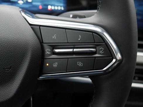 New 2026 Chevrolet Equinox LT w/ Convenience Package II image 14