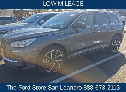 Used 2024 Lincoln Corsair Grand Touring w/ Equipment Group 302A AWD/4WD image 3