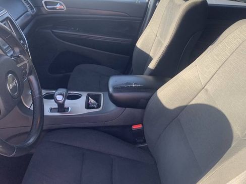 Used 2015 Jeep Grand Cherokee Laredo w/ Quick Order Package 23E RWD image 13