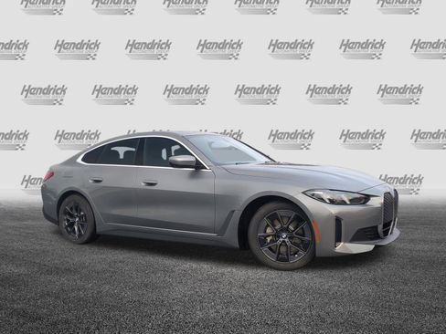 Used 2025 BMW i4 xDrive40i w/ Premium Package AWD/4WD image 2