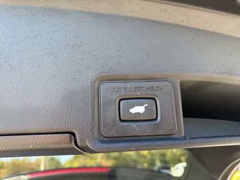 Used 2023 Acura RDX FWD image 30