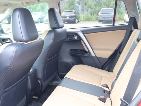 Used 2016 Toyota RAV4 Limited AWD/4WD image 14
