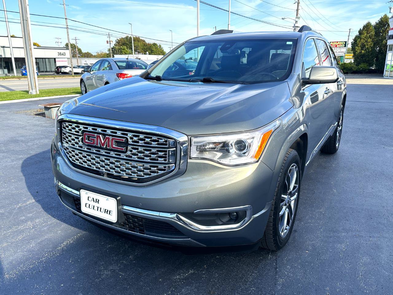 Used 2018 GMC Acadia Denali w/ Technology Package AWD/4WD image 7