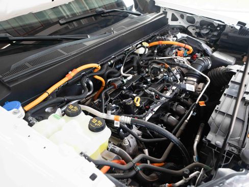 Used 2024 Ford Maverick Lariat w/ Black Appearance Package FWD image 31