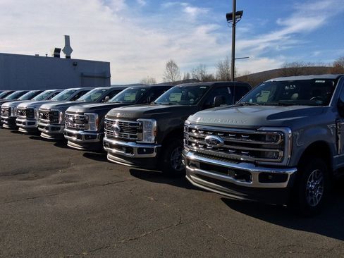 New 2026 Ford F250 XLT w/ 360-Degree Camera Package image 24