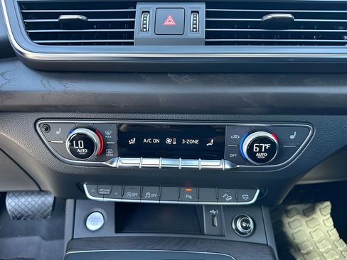 Used 2020 Audi Q5 2.0T Premium Plus AWD/4WD image 18