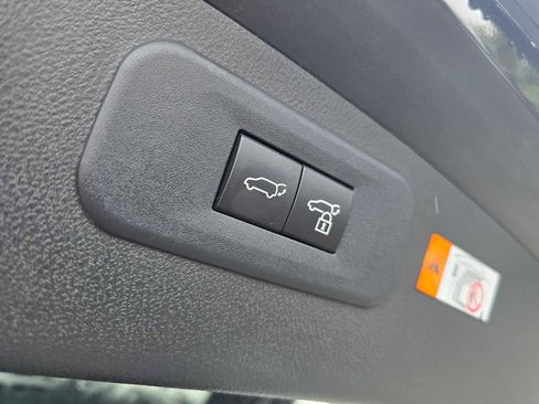 Used 2025 Lexus NX 350h AWD w/ Premium Package image 18