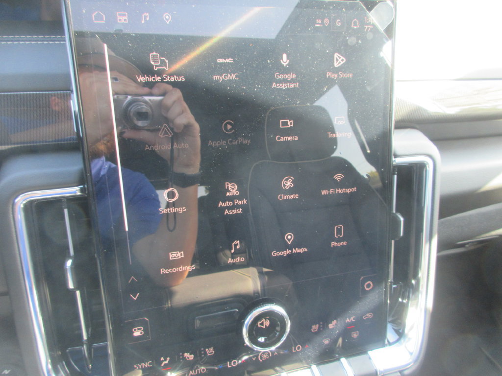 New 2027 GMC Yukon Elevation w/ Elevation Preferred Package AWD/4WD image 19