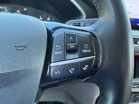 Used 2022 Ford Escape SEL image 24