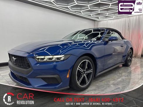 Used 2024 Ford Mustang Premium RWD image 3