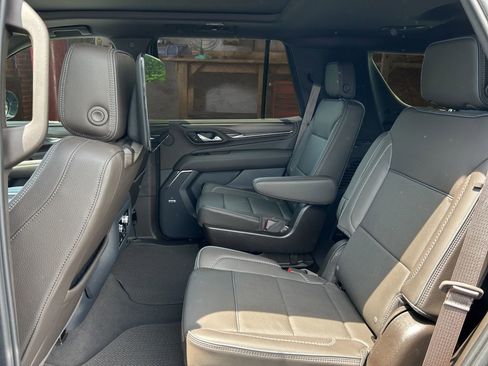 Certified 2024 GMC Yukon Denali w/ Denali Reserve Package AWD/4WD image 14