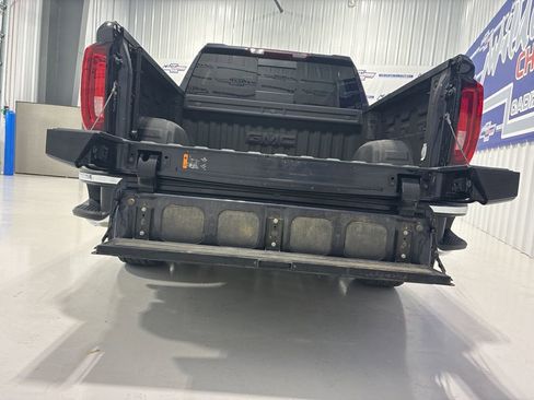 Used 2024 GMC Sierra 1500 SLT w/ SLT Premium Plus Package image 7