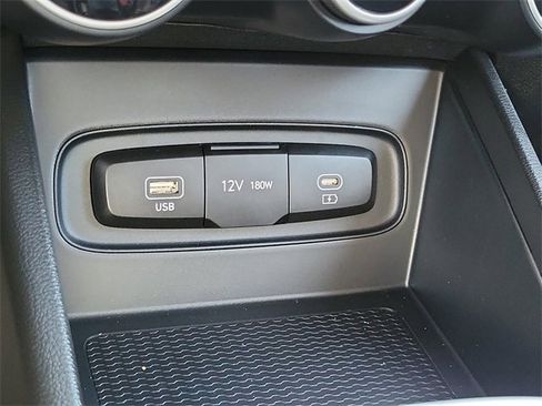 New 2026 Hyundai Venue SE image 11