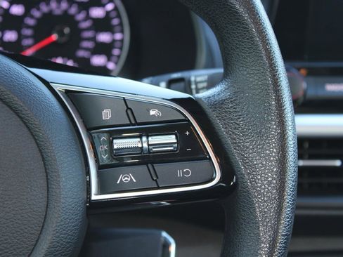 Used 2023 Kia Forte LXS image 26