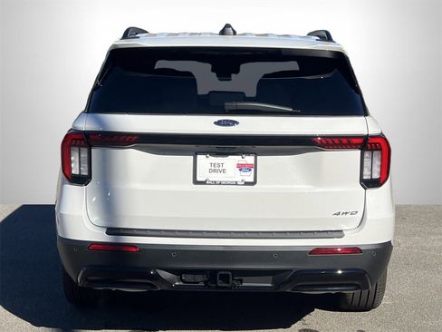 New 2026 Ford Explorer ST-Line w/ ST-Line Street Pack image 27