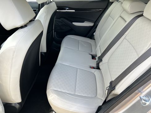 Used 2022 Kia Seltos SX w/ Sunroof Package AWD/4WD image 15