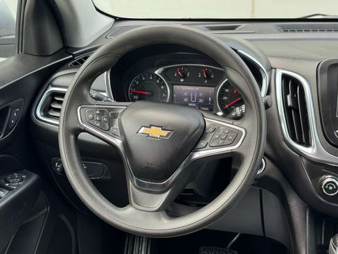 Used 2021 Chevrolet Equinox LT AWD/4WD image 18