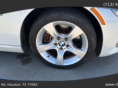 Used 2012 BMW 335i xDrive Coupe AWD/4WD image 11