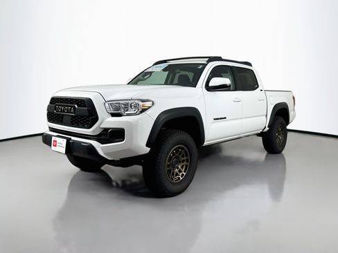 Certified 2023 Toyota Tacoma 4x4 Double Cab w/ Trail Edition image 3