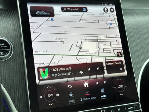 Used 2023 Mercedes-Benz GLC 300 4MATIC image 19