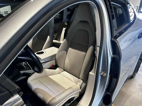 Used 2023 Porsche Panamera image 17