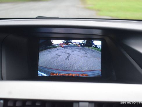 Used 2011 Lexus RX 450h AWD w/ Premium Pkg image 24