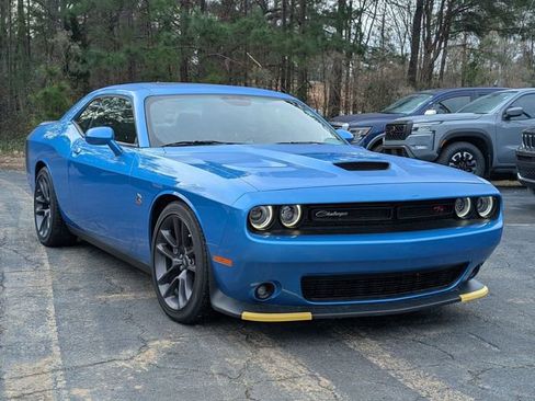 Used 2023 Dodge Challenger R/T Scat Pack w/ Plus Package image 2