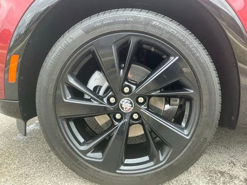 Used 2023 Buick Envision Essence w/ Sport Touring Package image 14