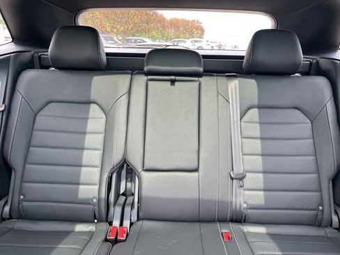 New 2026 Volkswagen Atlas Cross Sport SEL AWD/4WD image 13