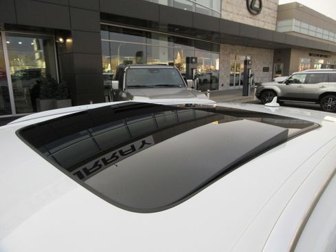 Used 2020 Audi Q8 Premium Plus image 18