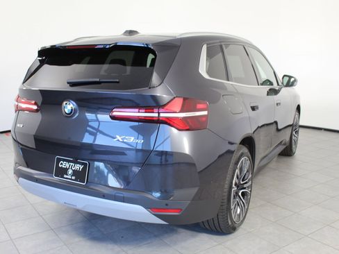 Used 2025 BMW X3 xDrive30i w/ Premium Package image 8