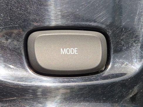 Used 2021 Buick Envision Essence w/ Sport Touring Package FWD image 32