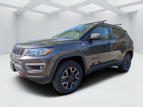 Used 2019 Jeep Compass Trailhawk image 7