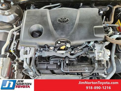 Used 2021 Toyota Camry SE FWD image 30
