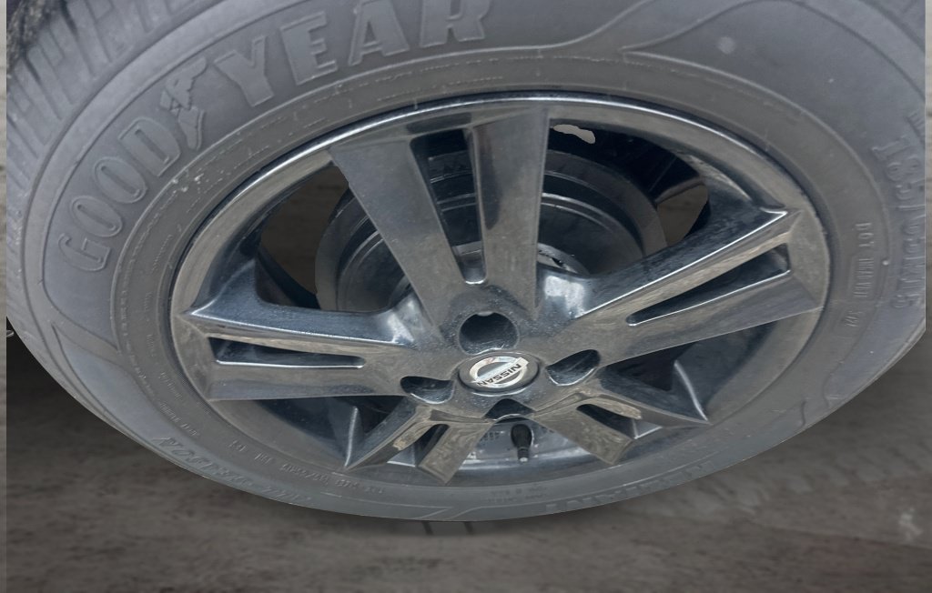 Used 2019 Nissan Versa S Plus FWD image 16