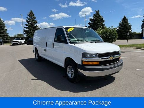 Used 2021 Chevrolet Express 3500 Extended w/ Driver Convenience Package RWD image 8