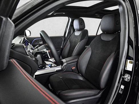 New 2026 Mercedes-Benz GLB 250 4MATIC image 18