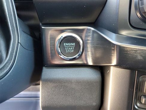 New 2026 Ford F250 Lariat w/ Black Appearance Package image 18