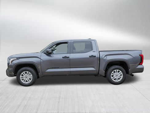 Used 2024 Toyota Tundra SR5 w/ SR5 Convenience Package AWD/4WD image 5