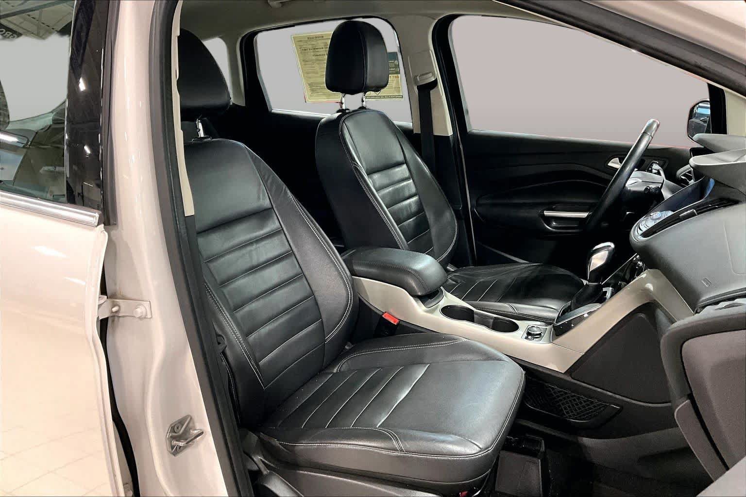 Used 2016 Ford C-MAX Energi SEL FWD image 8