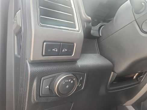 Used 2018 Ford F150 Raptor w/ Equipment Group 802A Luxury AWD/4WD image 12