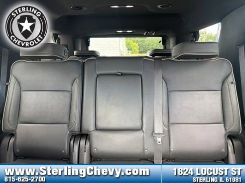 Used 2024 GMC Yukon SLT AWD/4WD image 12