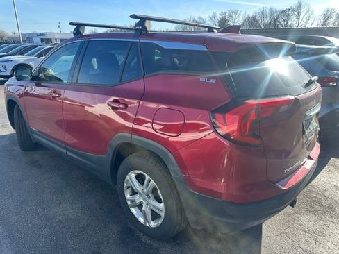 Used 2019 GMC Terrain SLE w/ LPO, Floor Liner Package image 15