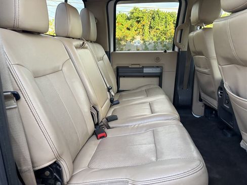 Used 2015 Ford F250 Lariat w/ Lariat Ultimate Package AWD/4WD image 16