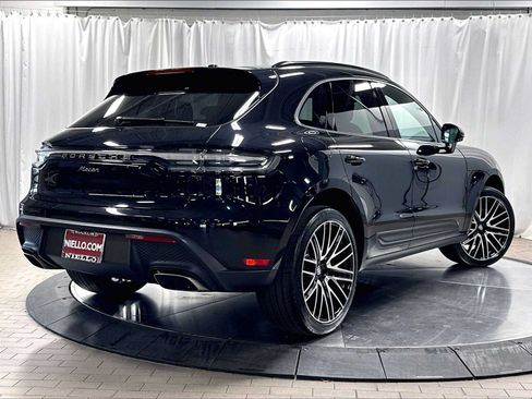 Used 2026 Porsche Macan AWD/4WD image 9