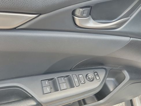 Used 2021 Honda Civic Sport image 21
