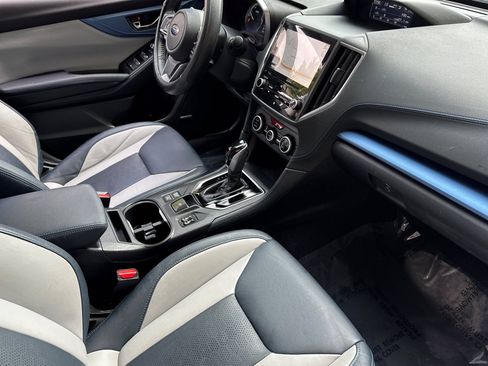 Used 2022 Subaru Crosstrek Hybrid w/ Moonroof Package w/Navigation AWD/4WD image 19